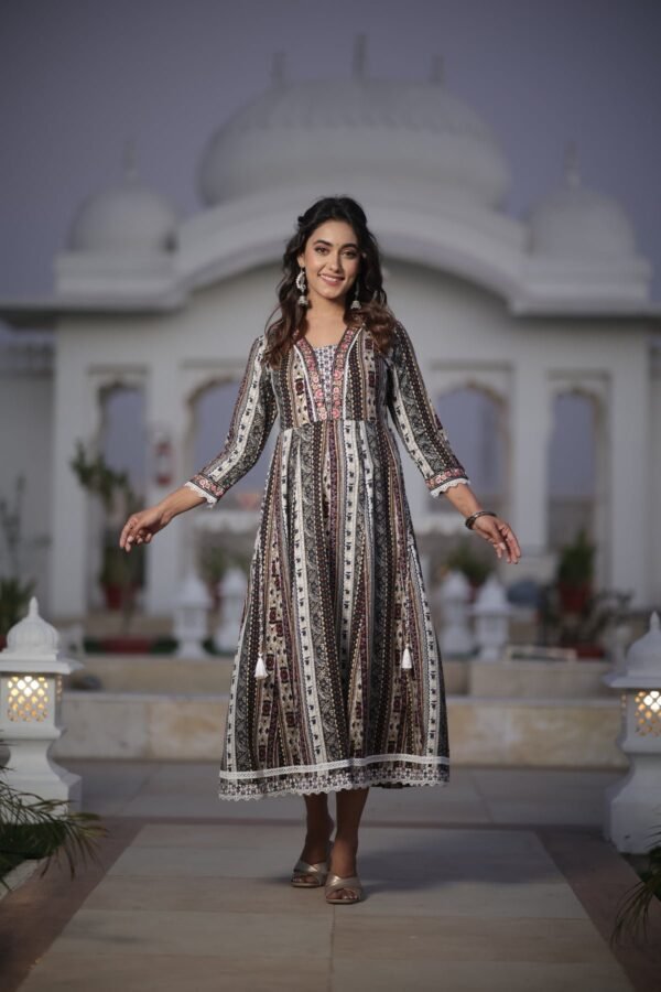 WHITE BLACK ANARKALI KURTA - Image 5