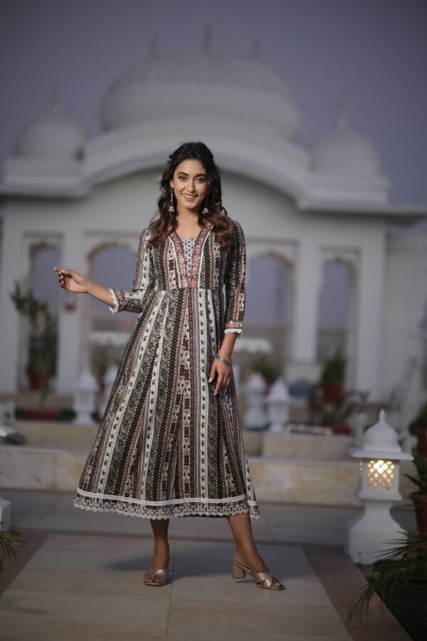 WHITE BLACK ANARKALI KURTA - Image 2